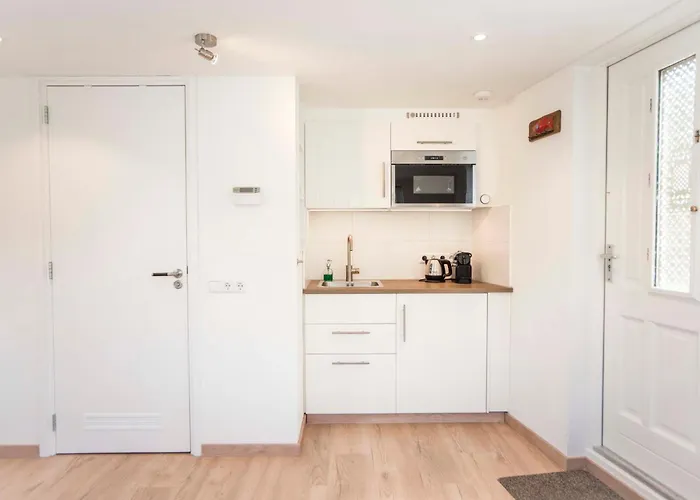 4 U With Private Parking アパート *