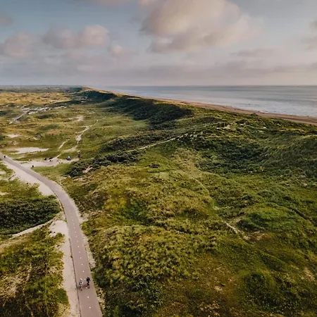 4 U With Private Parking Zandvoort