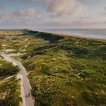 4 U With Private Parking Zandvoort